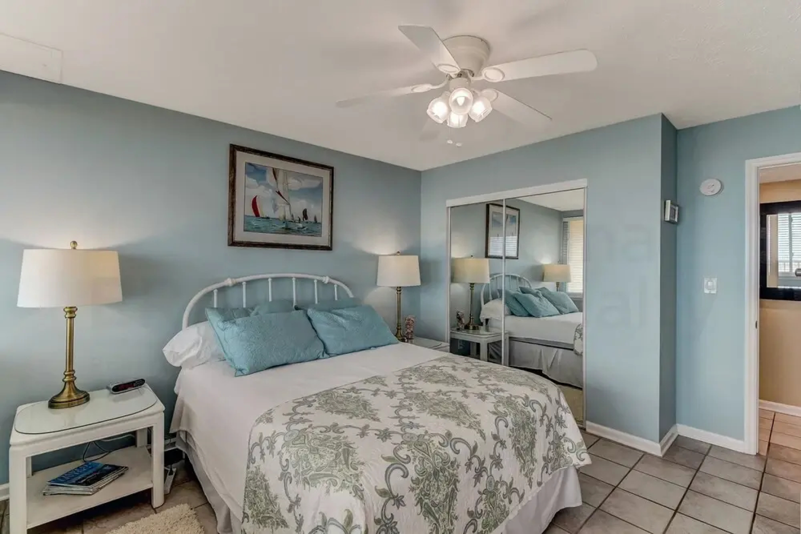 Coral Sands 102 2 Br condo by RedAwning