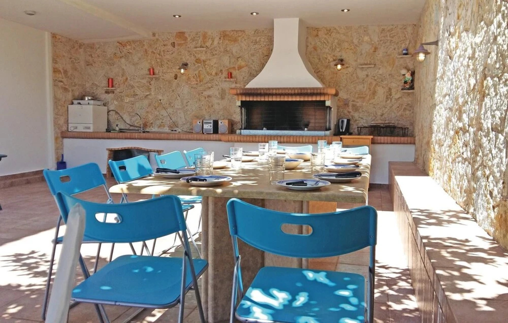 Amazing Home in Theologos with Hot Tub, WiFi & 6 Bedrooms