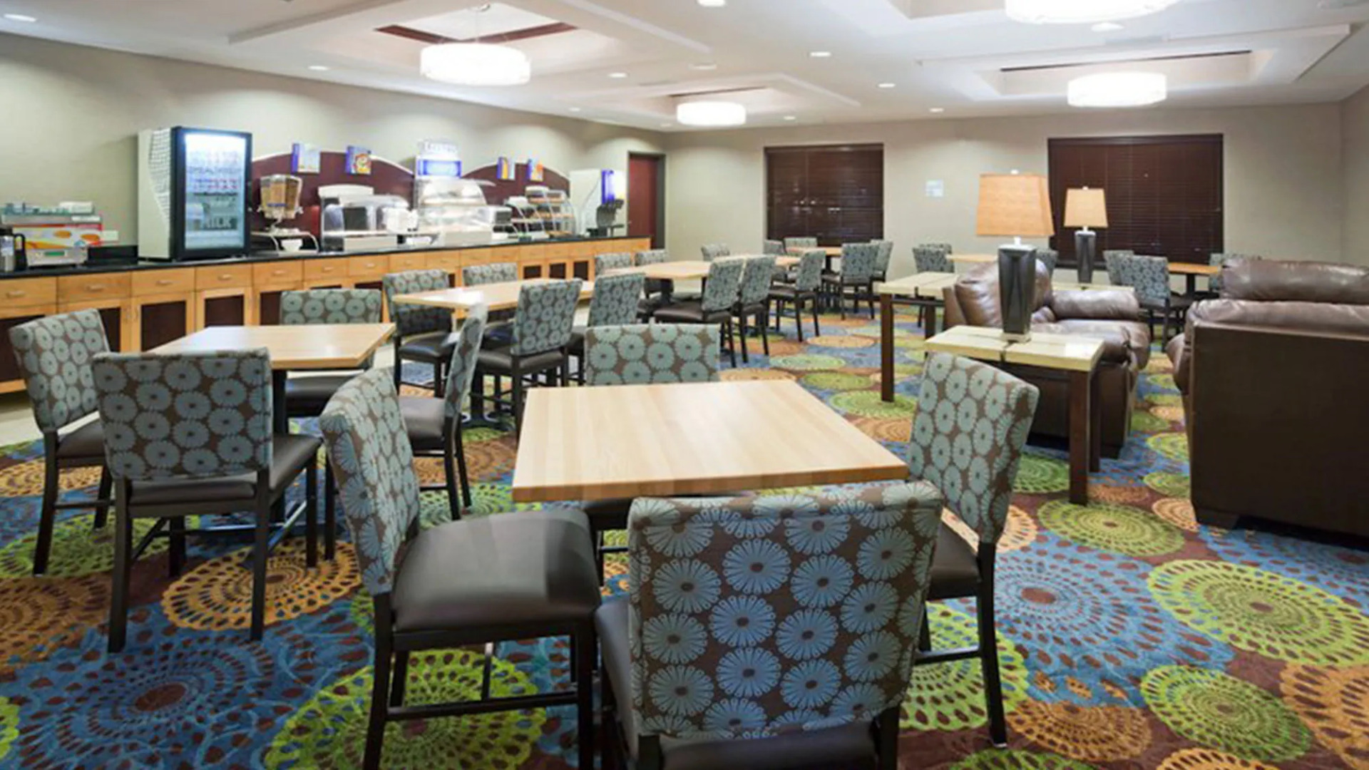Holiday Inn Express & Suites Rochester – Mayo Clinic Area by IHG