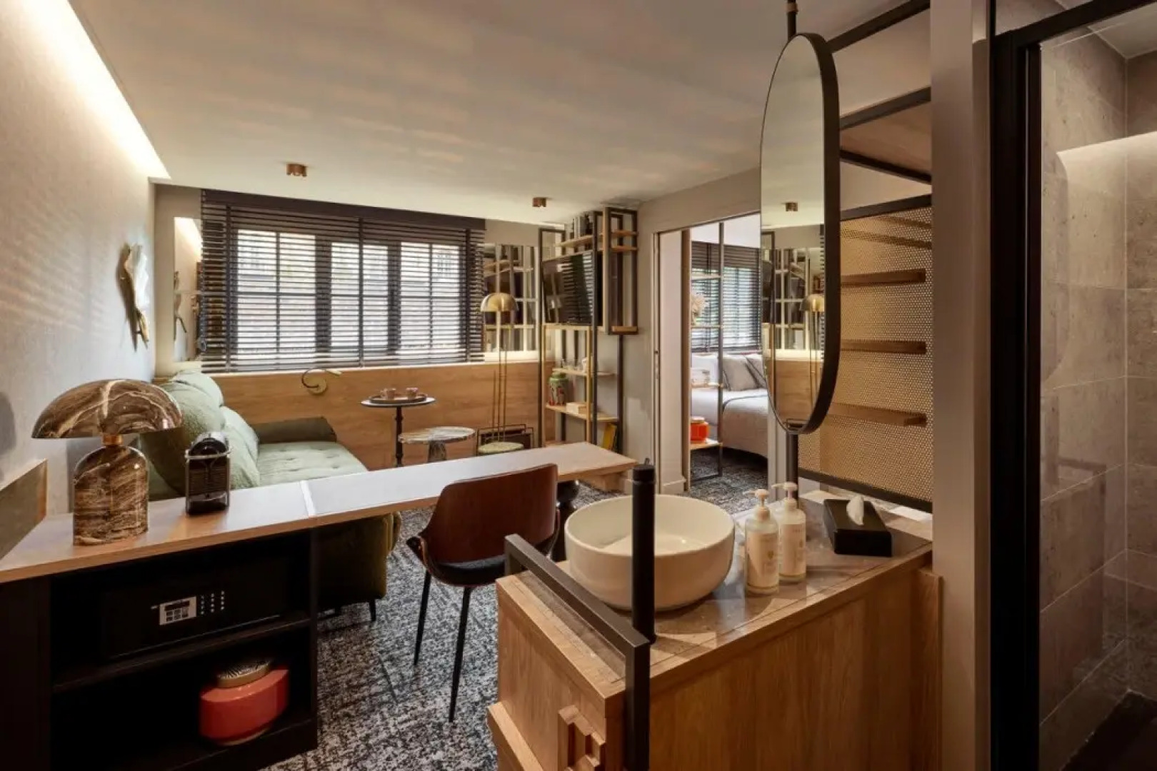 Château Jeanne & the Forest - Château de Montvillargenne