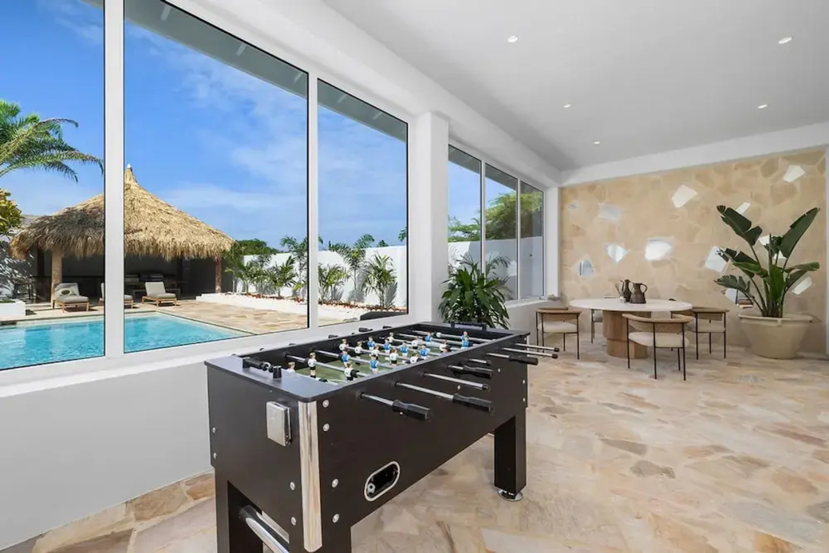 The Court Villa - 8 Bed 8 5 Bath