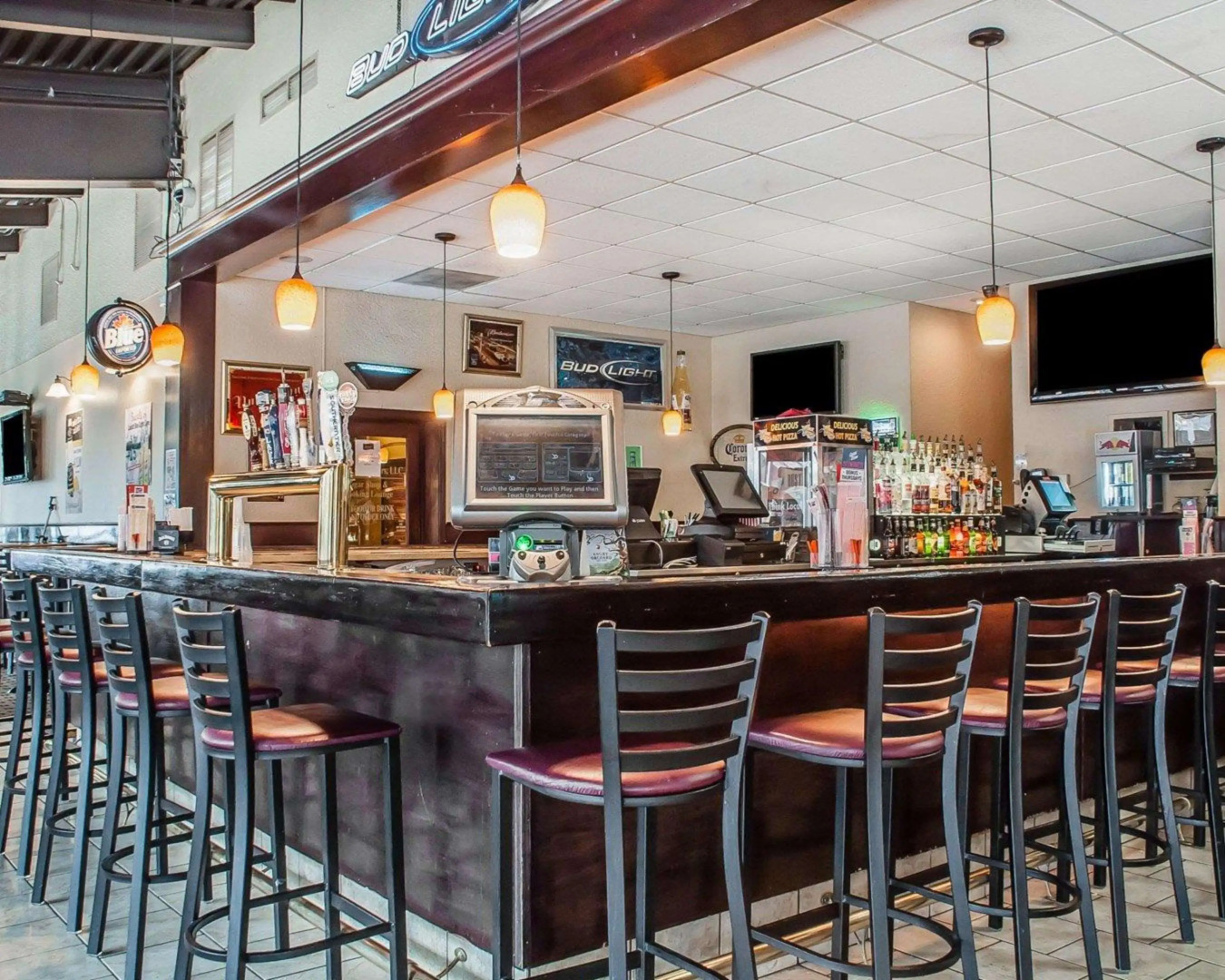 Quality Hotel & Suites At The Falls