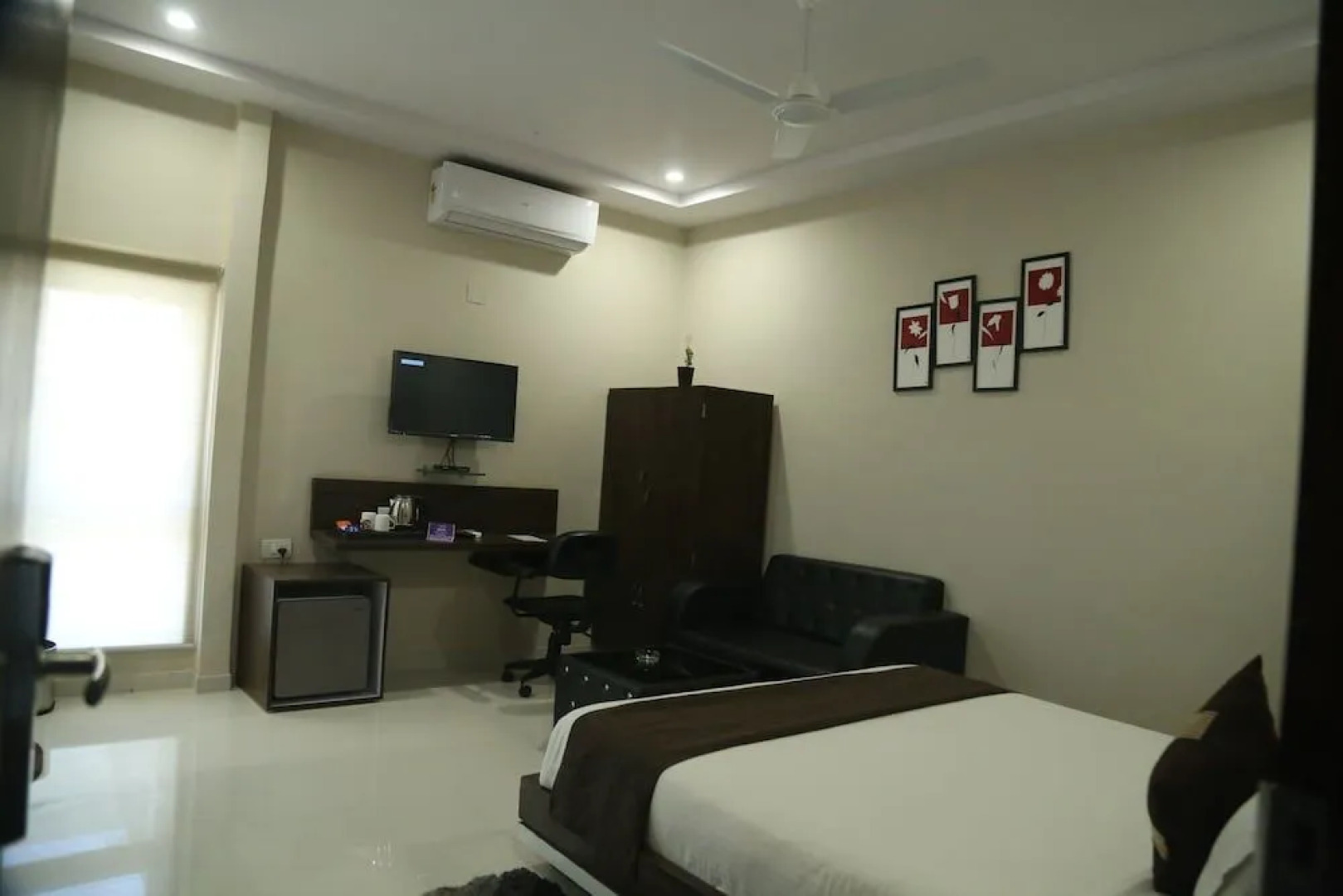 VITS Aradhana Auberge