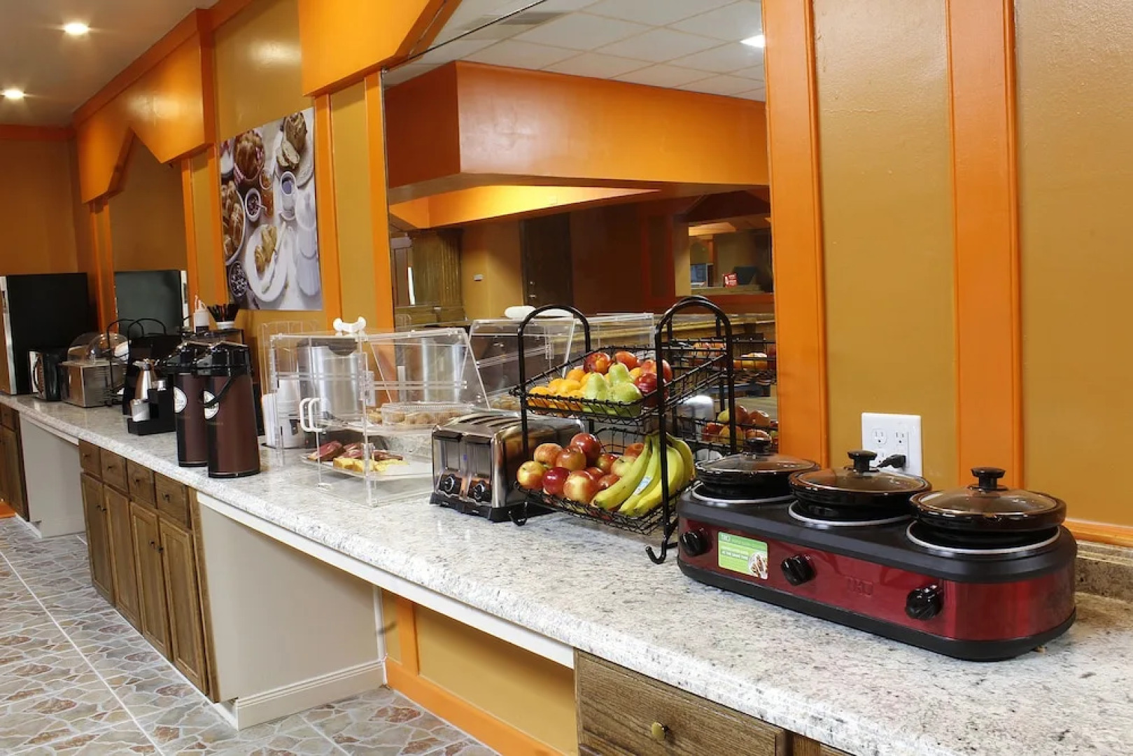 Red Carpet Inn & Suites