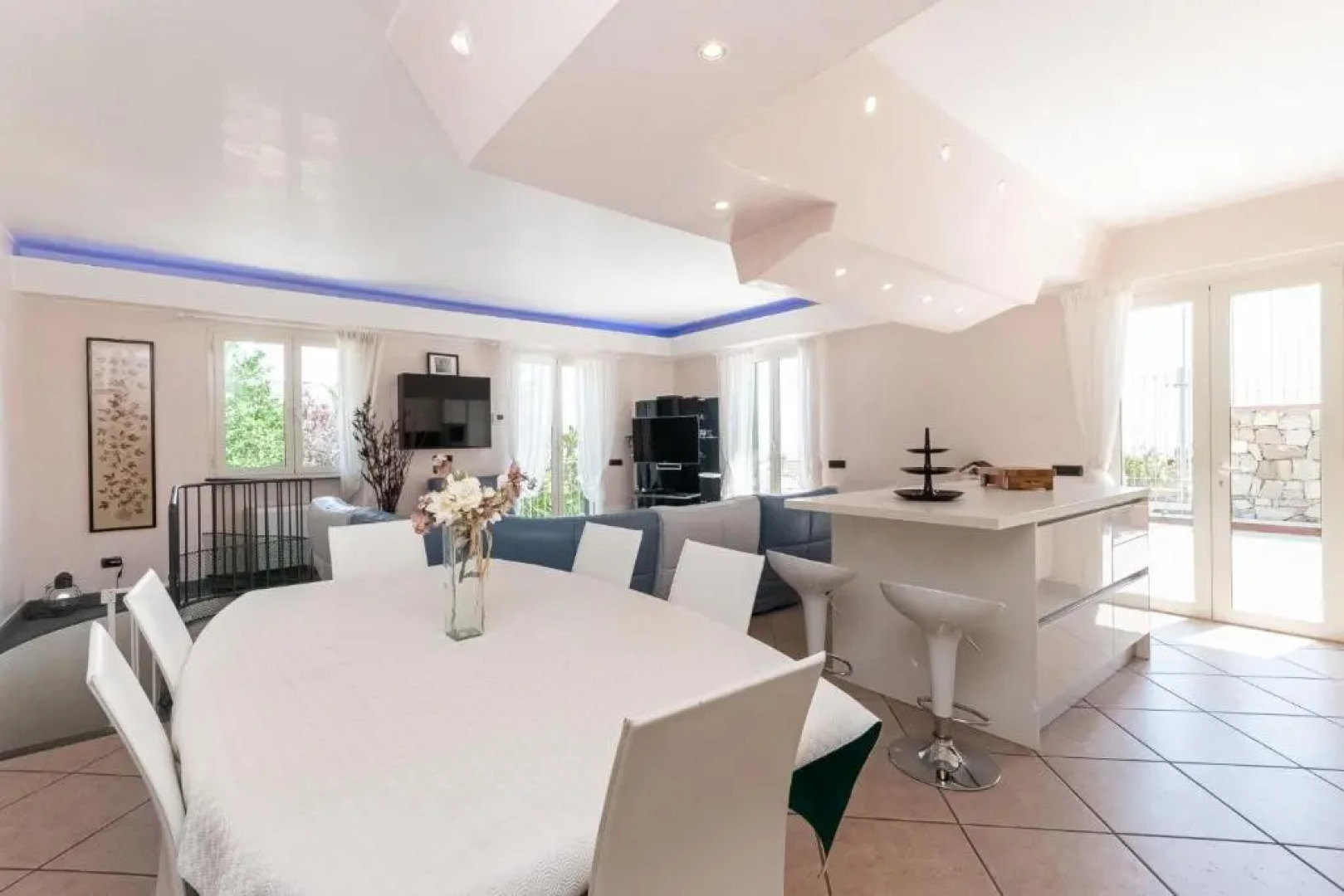 Villa Riviera- Bluchalet