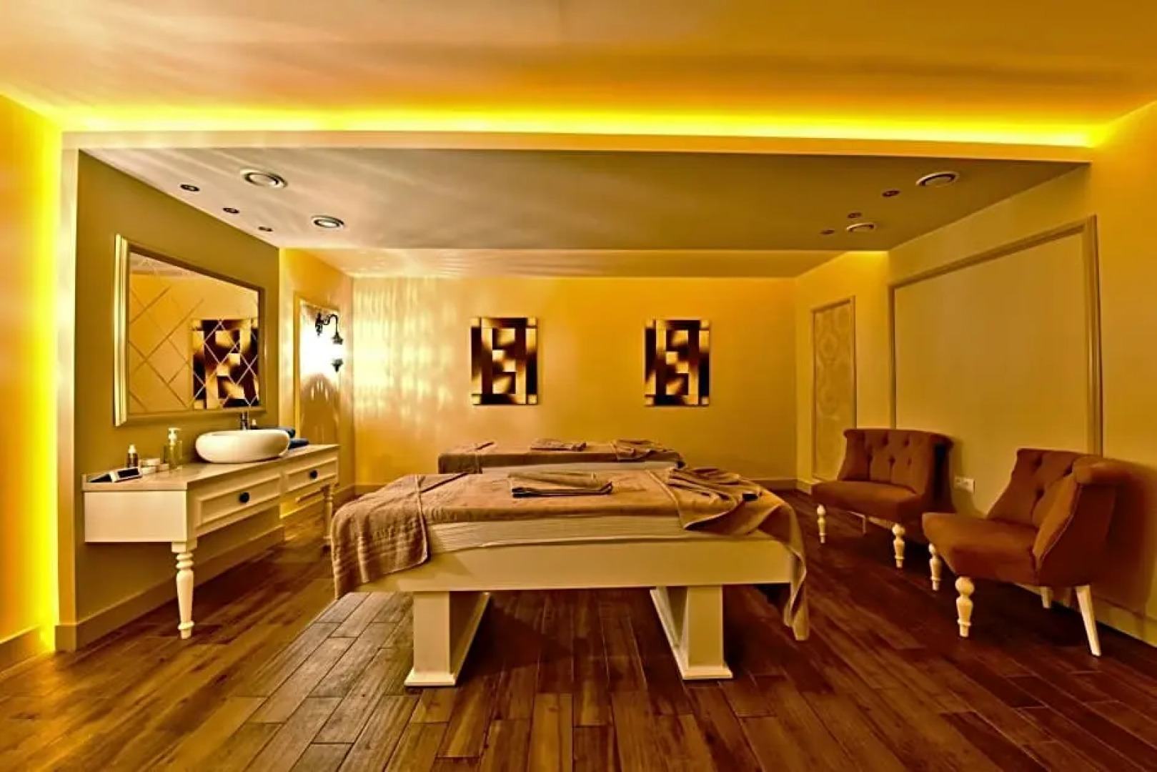 Holiday Village Türkiye