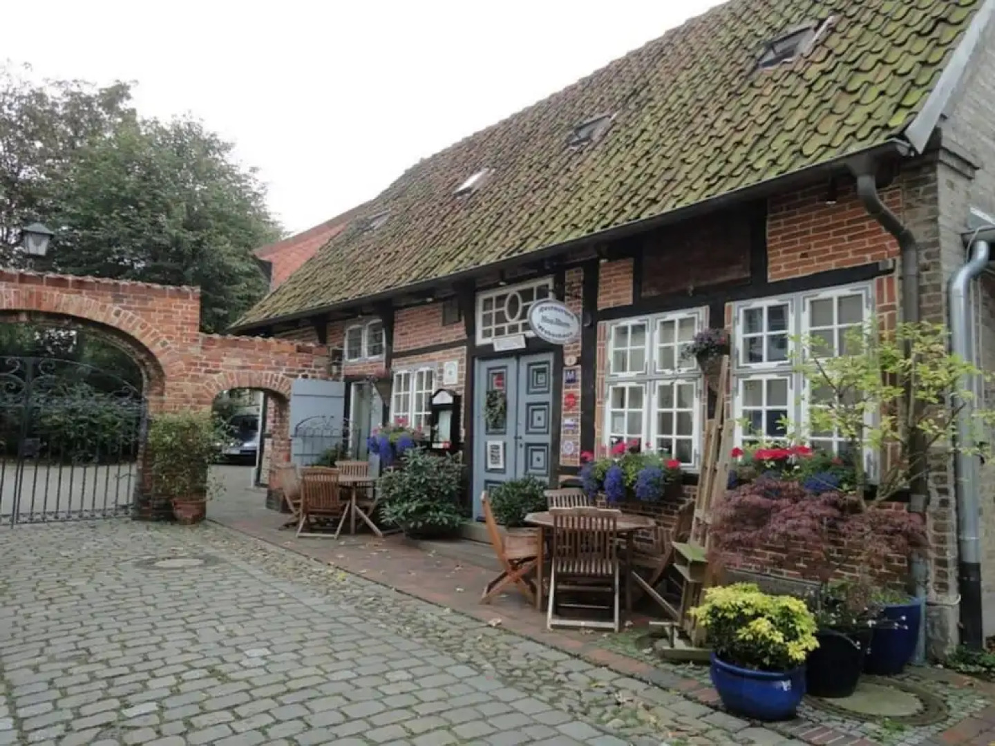 Houseboat Grey Seal Comfortable Vacation Home