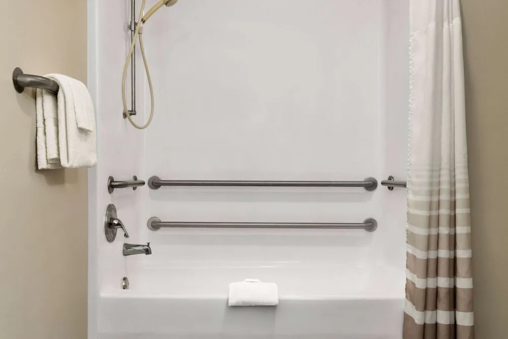 Super 8 Ocean Springs Biloxi