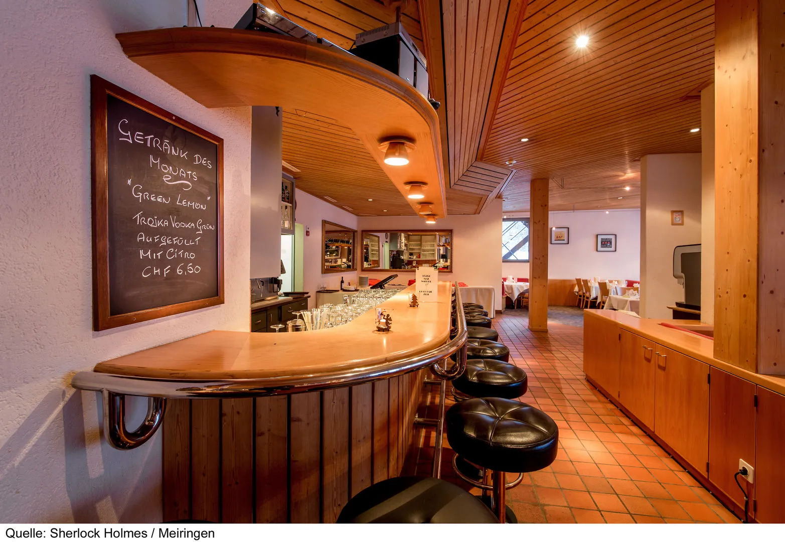 Hotel Sherlock Holmes & Khana Restaurant 200 m Gondola to Hasliberg Ski