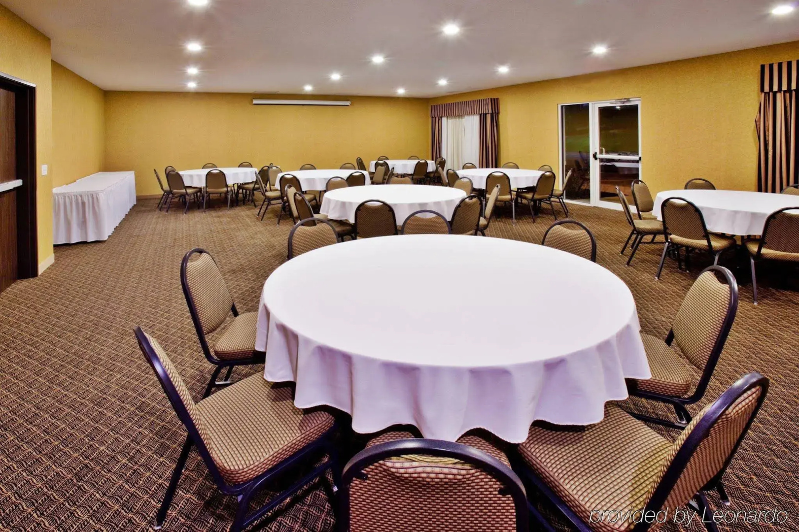 Holiday Inn Express Le Claire Riverfront-Davenport by IHG
