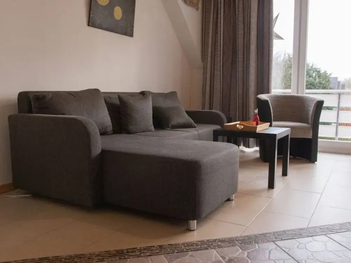 Little Seagull Modern Retreat