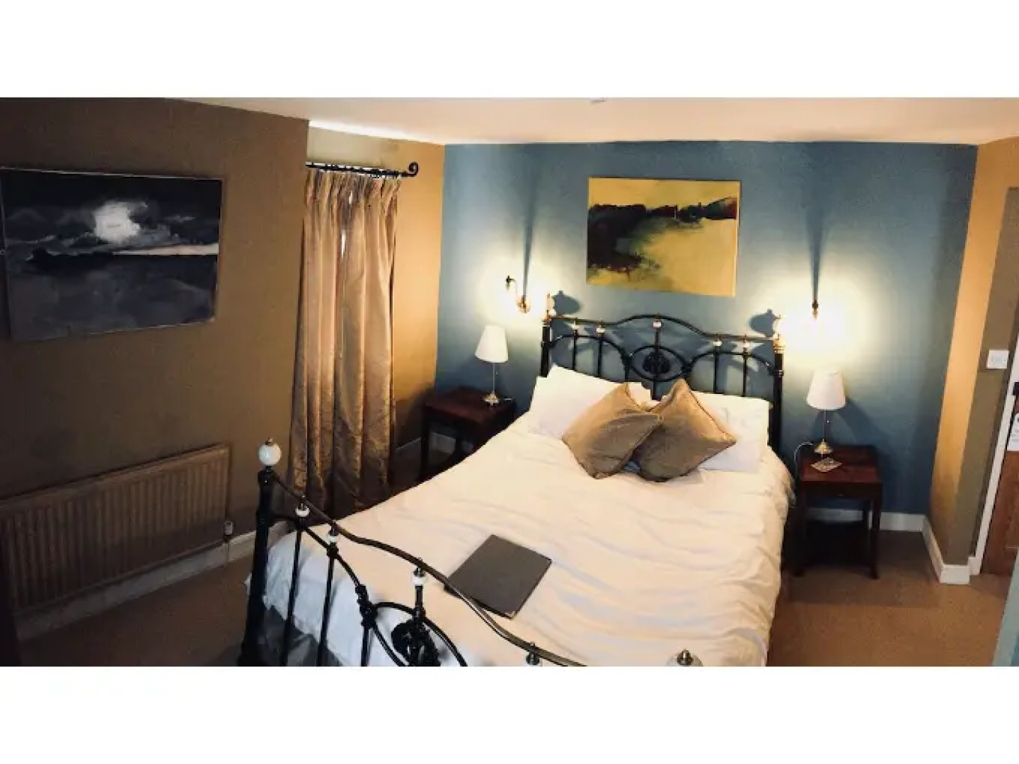 The White Cliffs Hotel