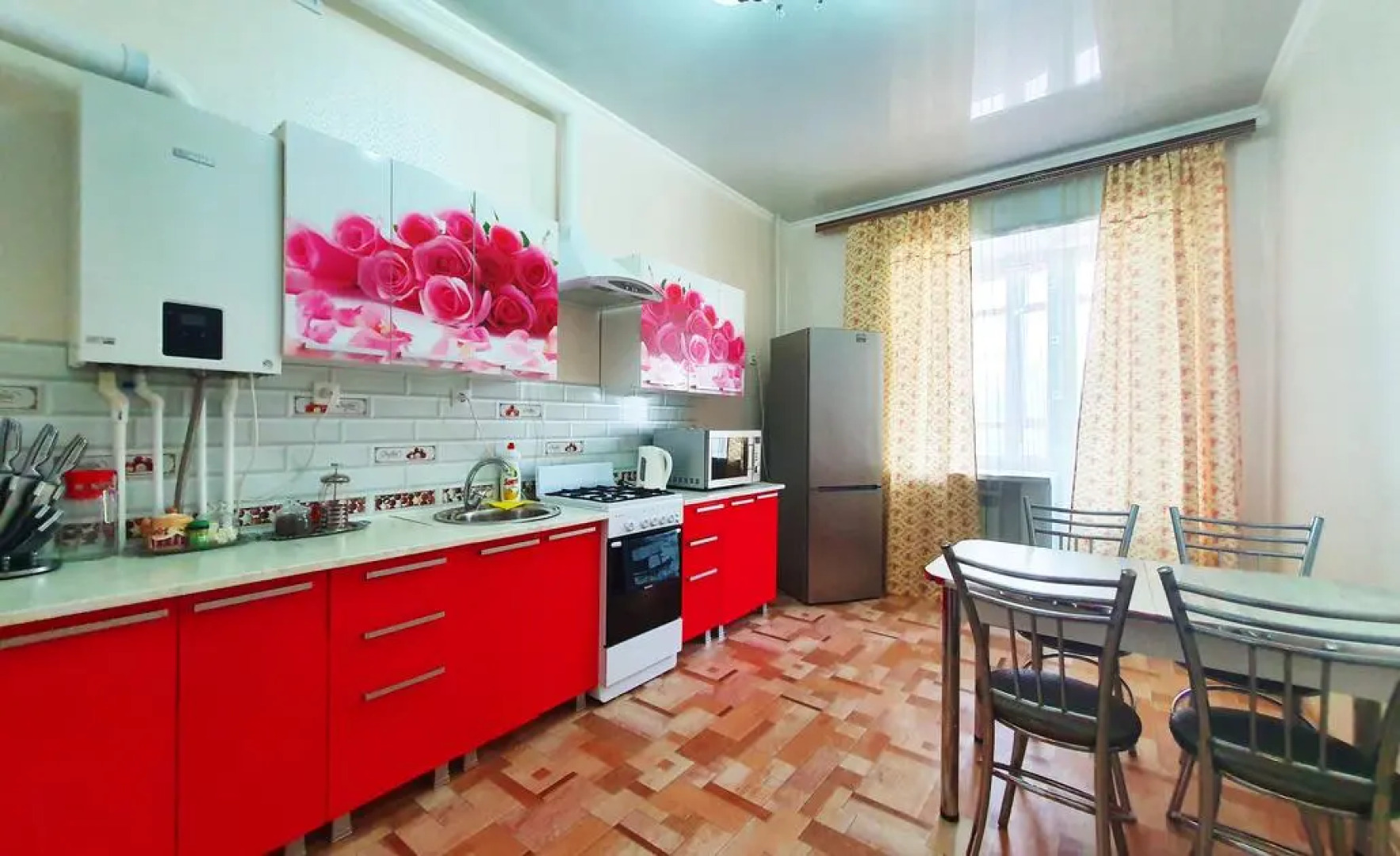 Niki Rent на улице Свердлова