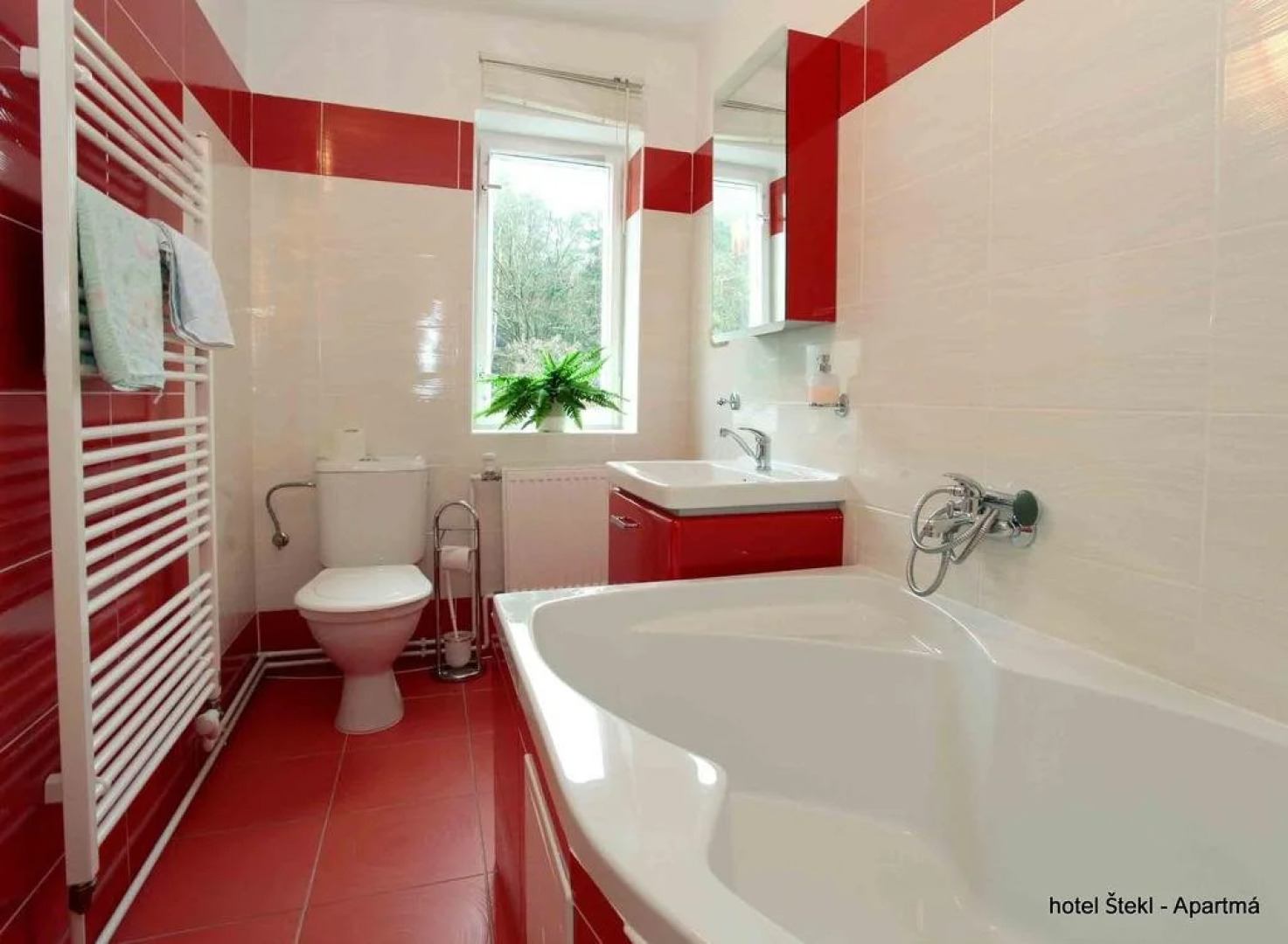 EA Hostel Hrubá Skála