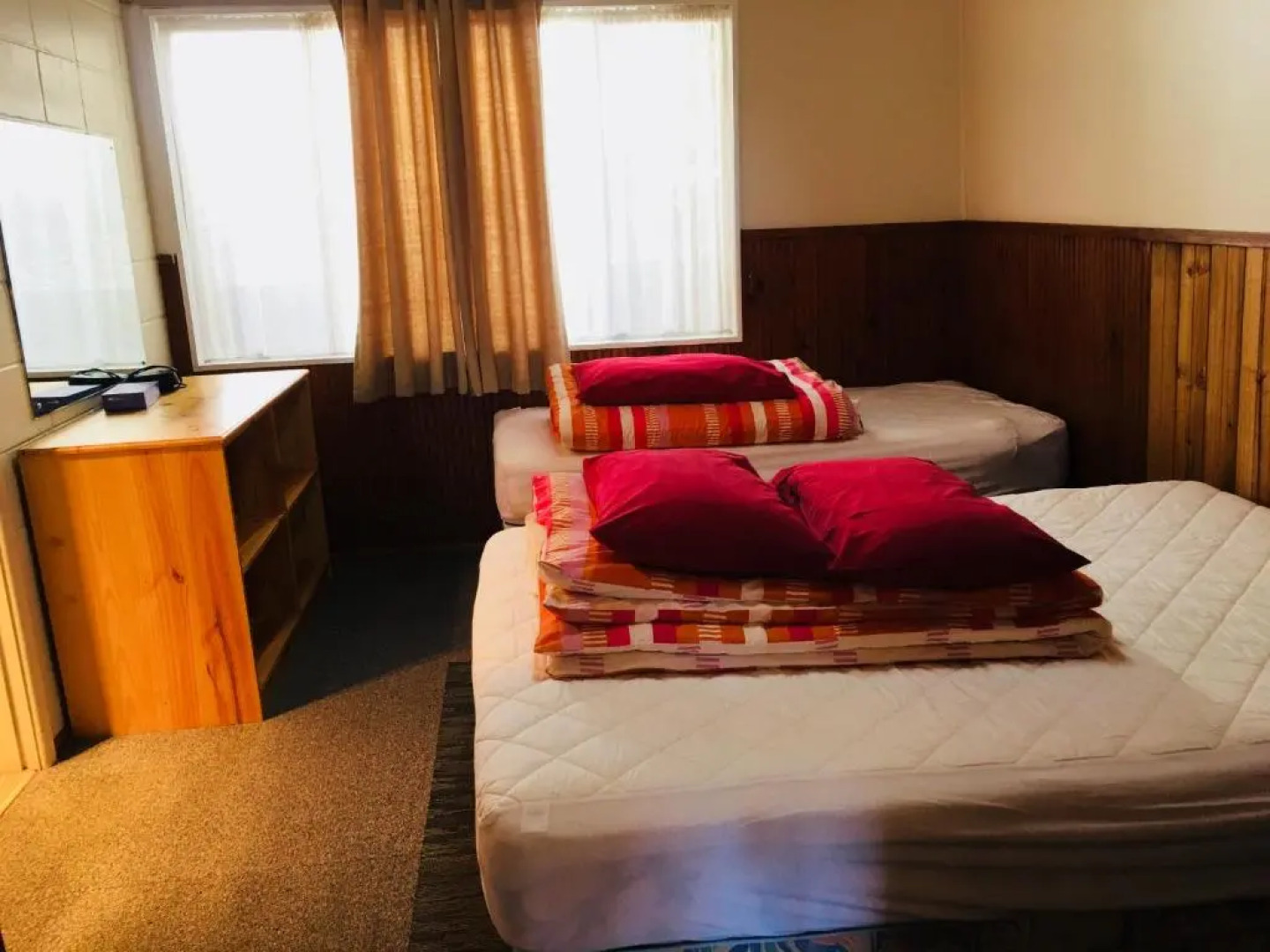 Anglers Reach Lakeside Village