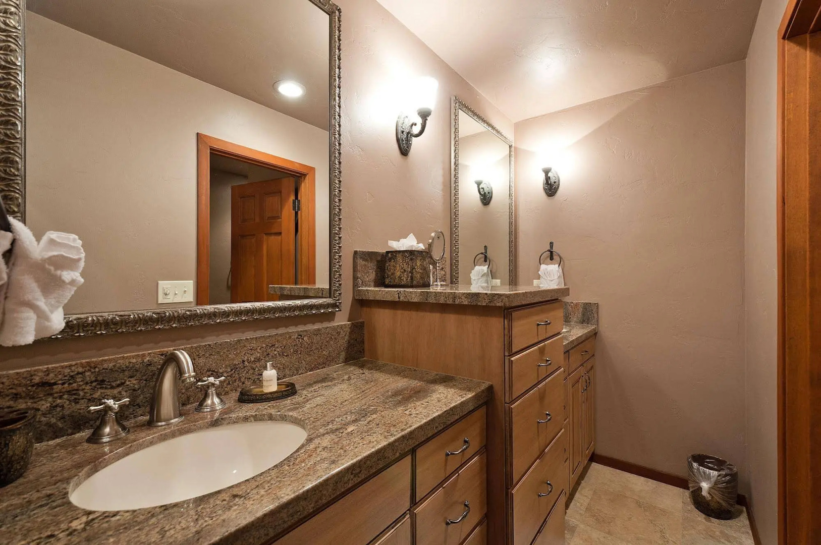 Lakeside Townhomes by Lespri Management