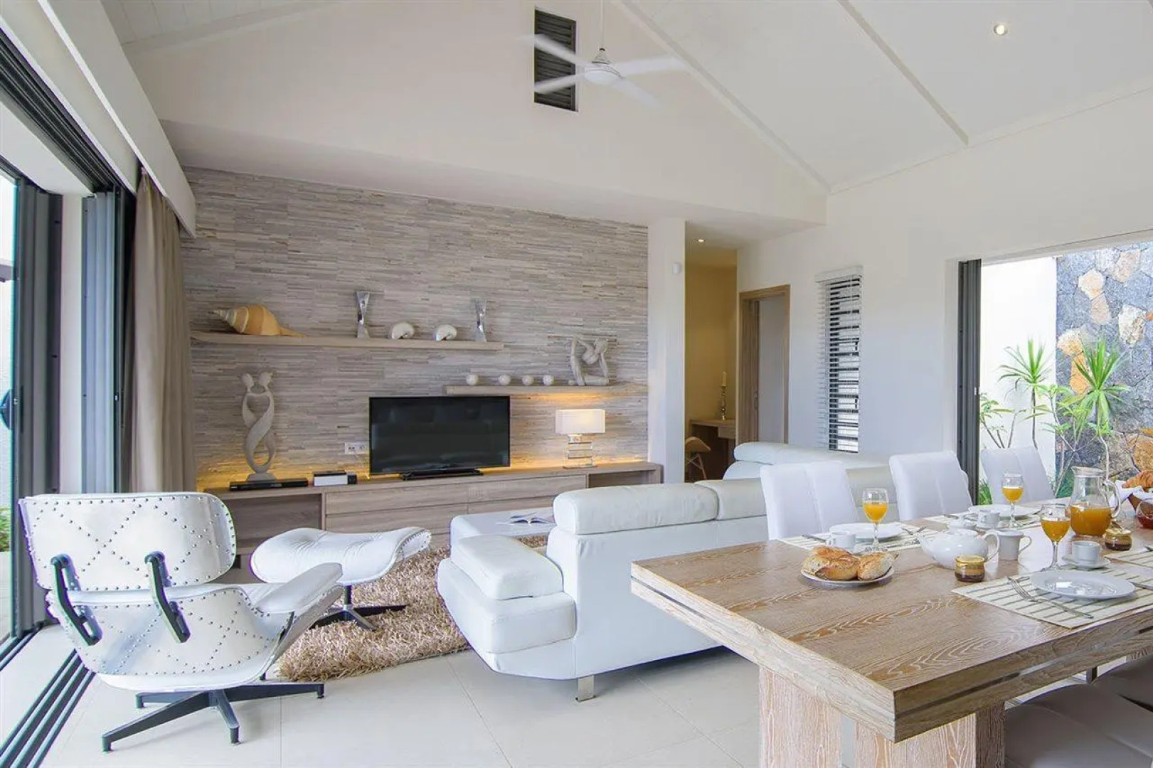 Clos du Littoral by Fine and Country