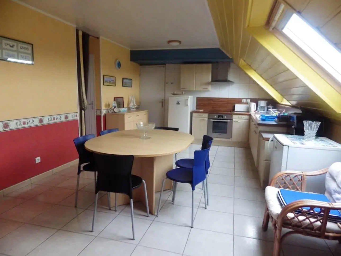 Apartment With 2 Bedrooms in Saint-pol-de-léon, With Wonderful sea View, Enclosed Garden and Wifi