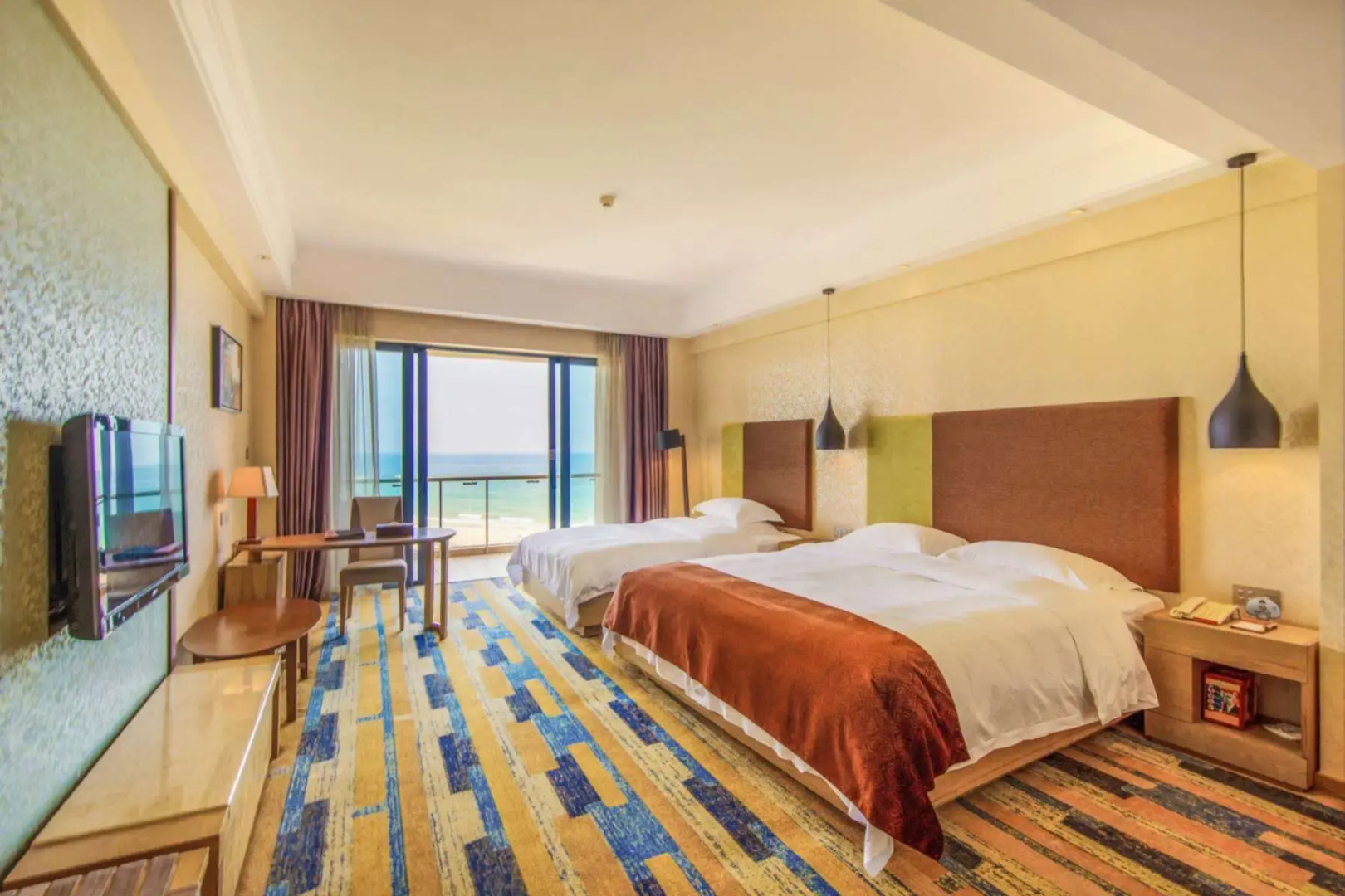 Days Hotel Suites by Wyndham Yangjiang