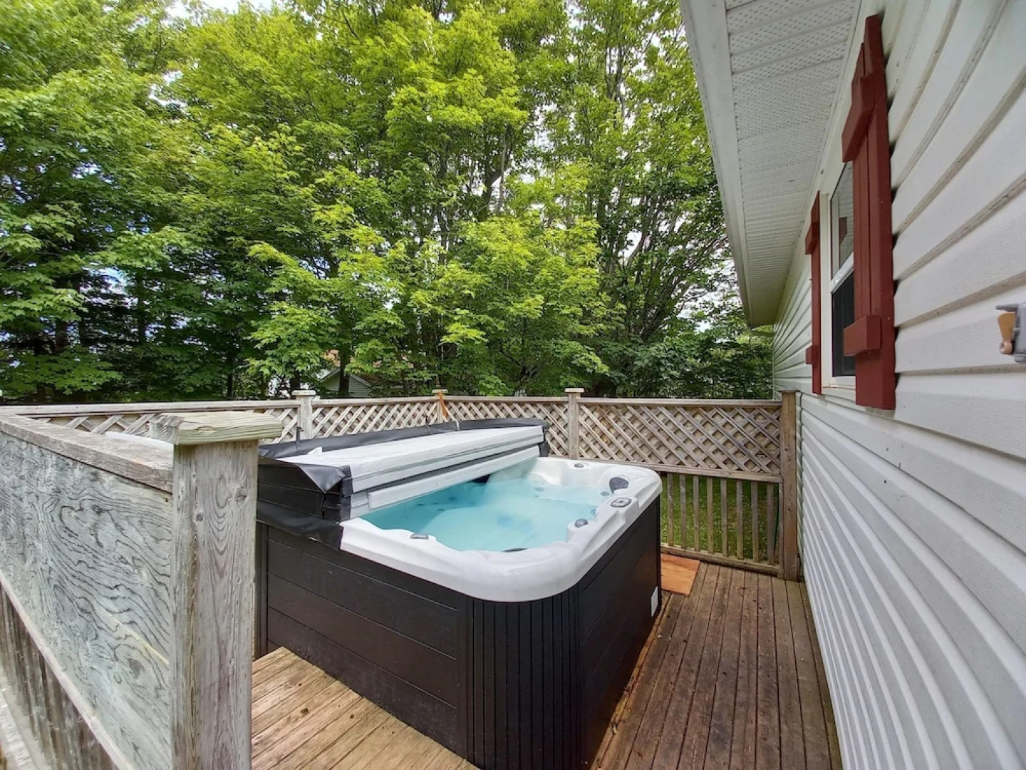 Anne's Windy Poplars Cottage Resort