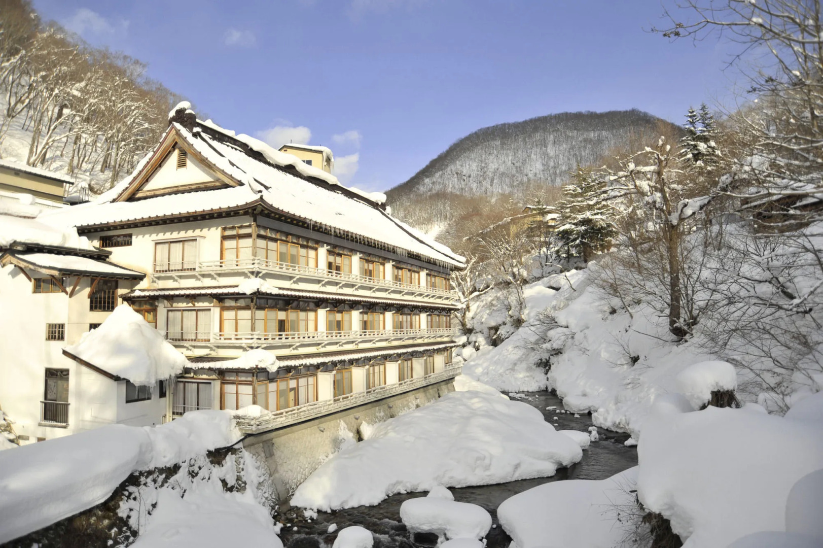 Отель Takaragawa Onsen Osenkaku