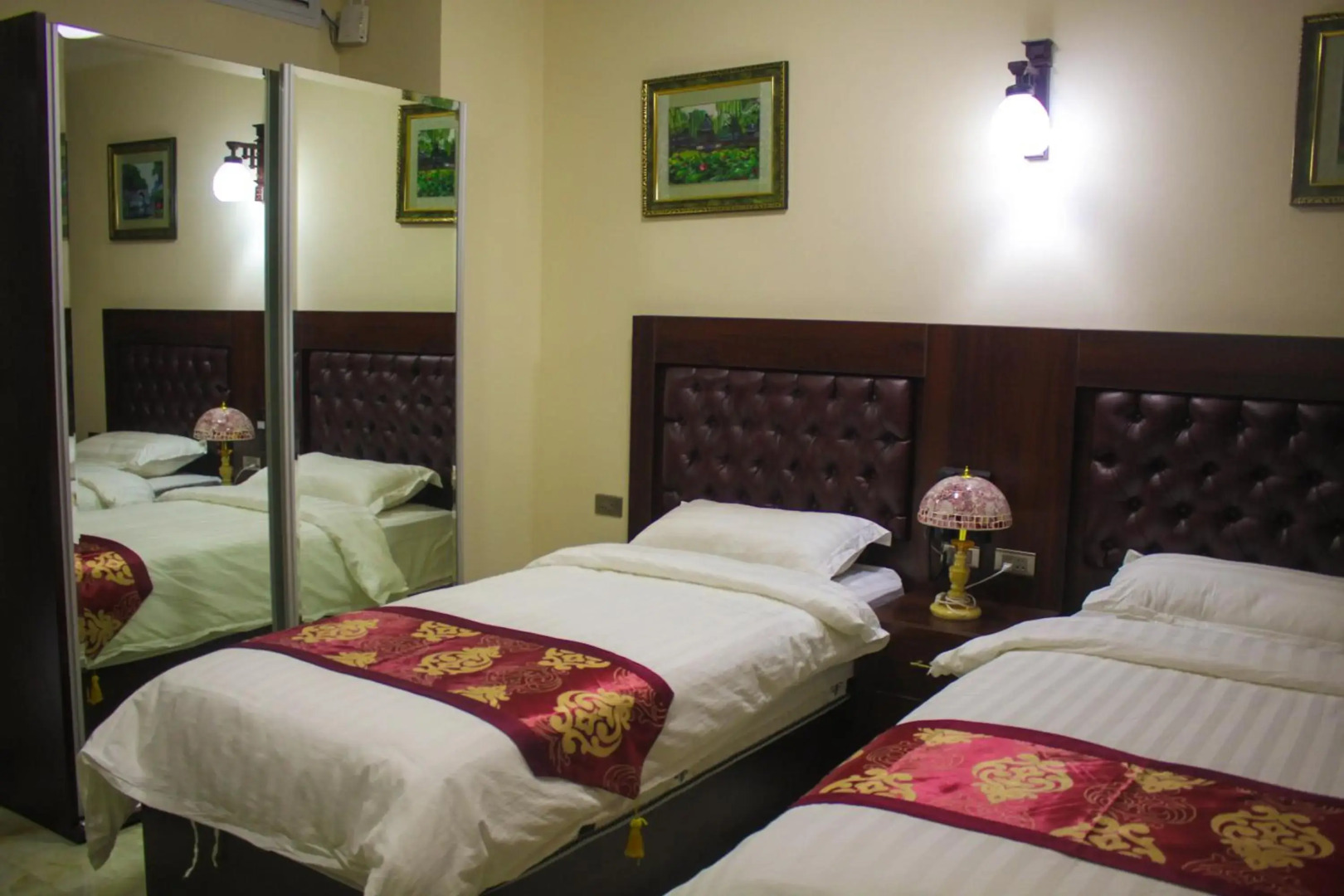 Louis' Tavern Hotel Don Muang