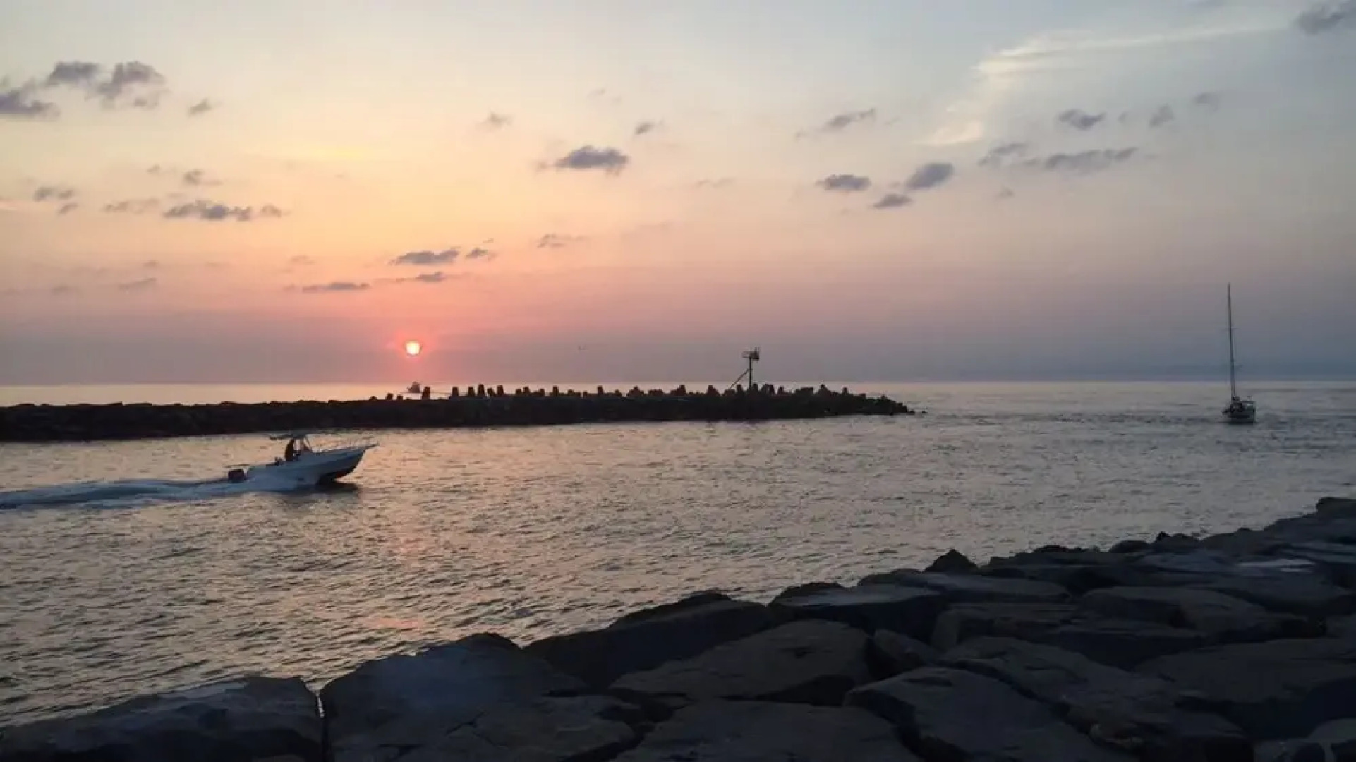 Sand Pebble Motor Lodge