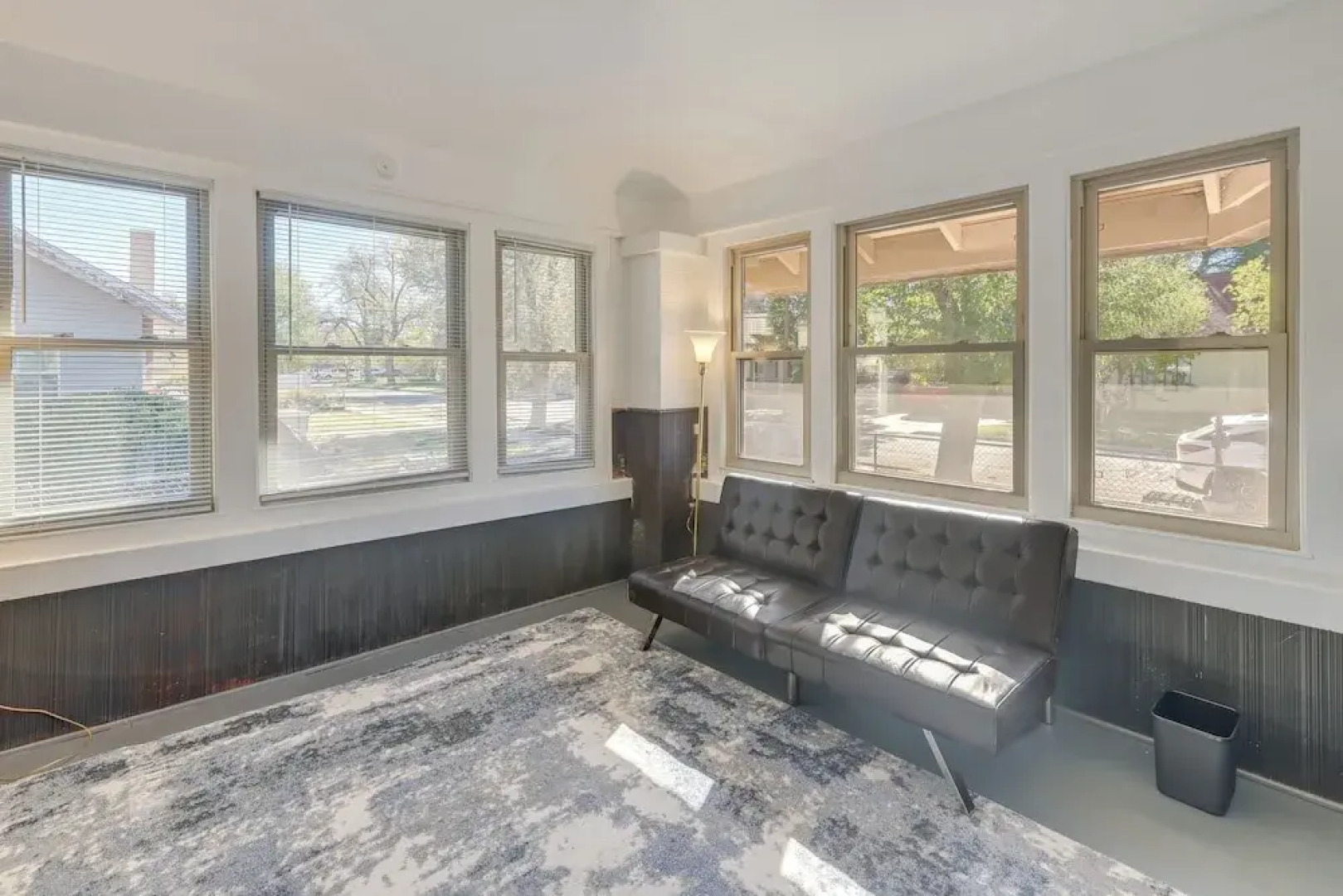 Walk to Main Street: Charming Roswell Home!