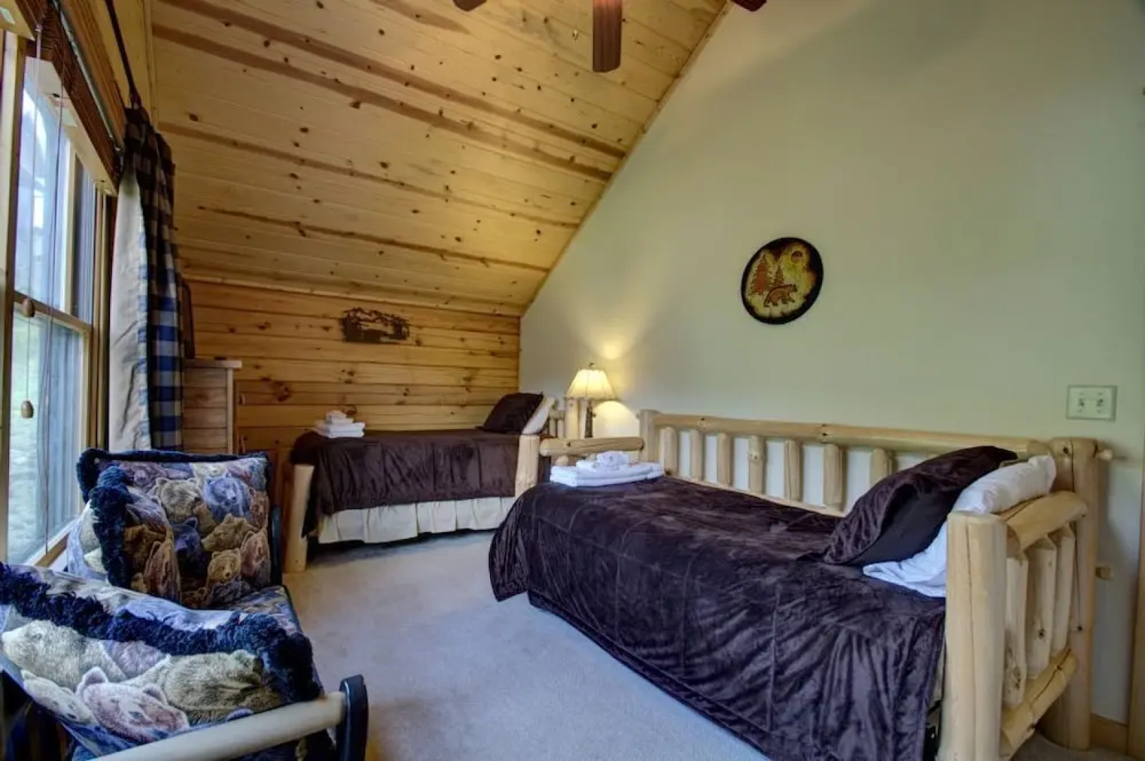 Mountain Aerie - 4 Br Cabin