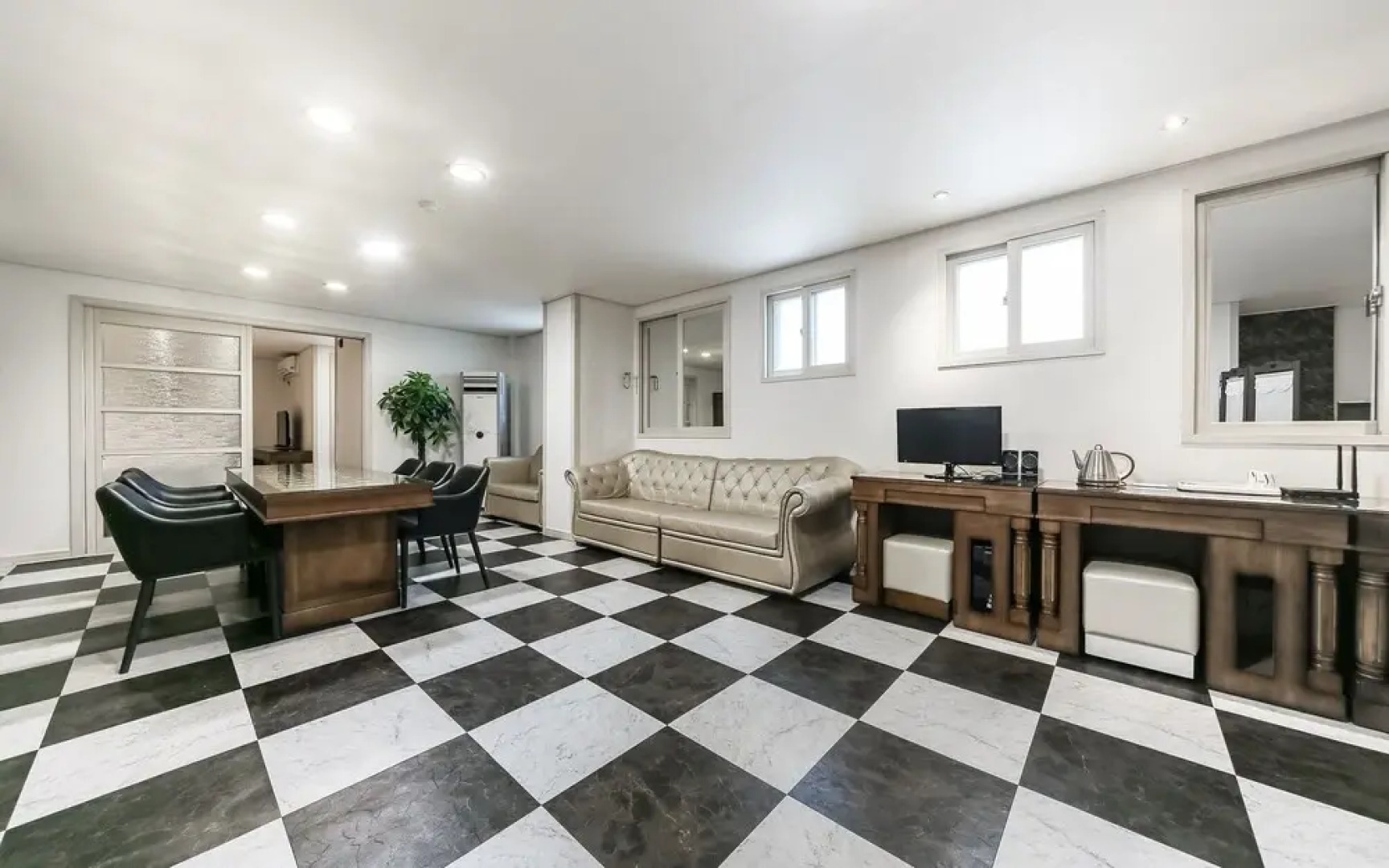 Mungyeong City Hotel