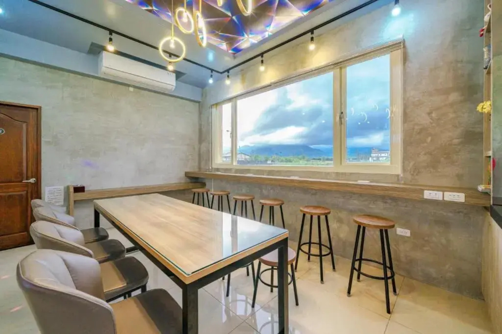 Han Tien Continental House