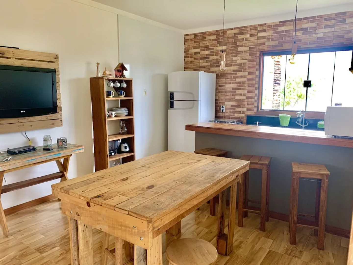 Charme e Aconchego - Casa para 10 pessoas com 3 quartos