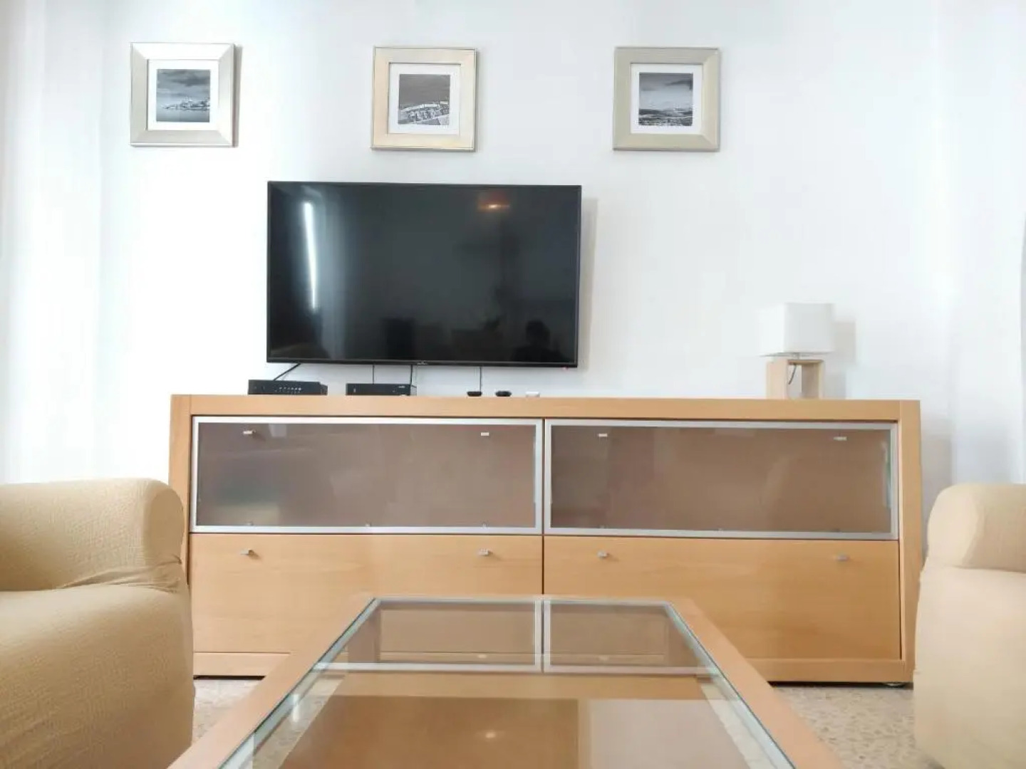 Large apartment close to rocky beach MCRE1-1