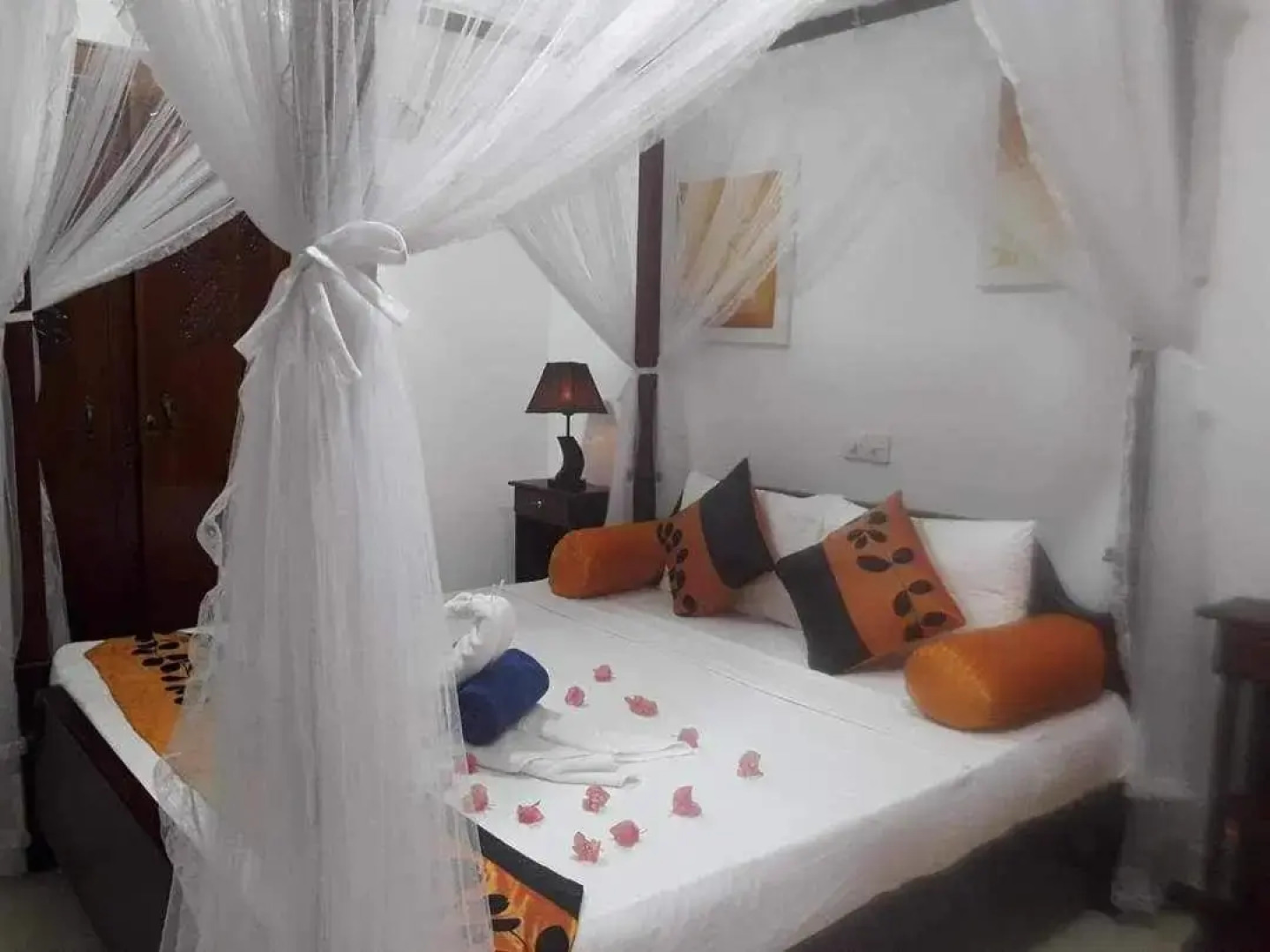 Aura Beach Villa Aluthgama