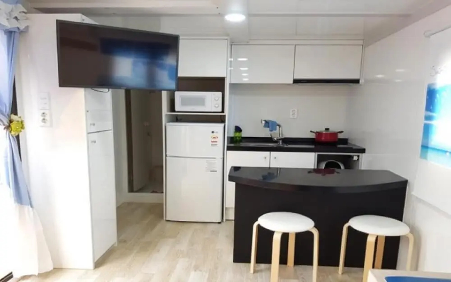 Boryeong Badasori Pension