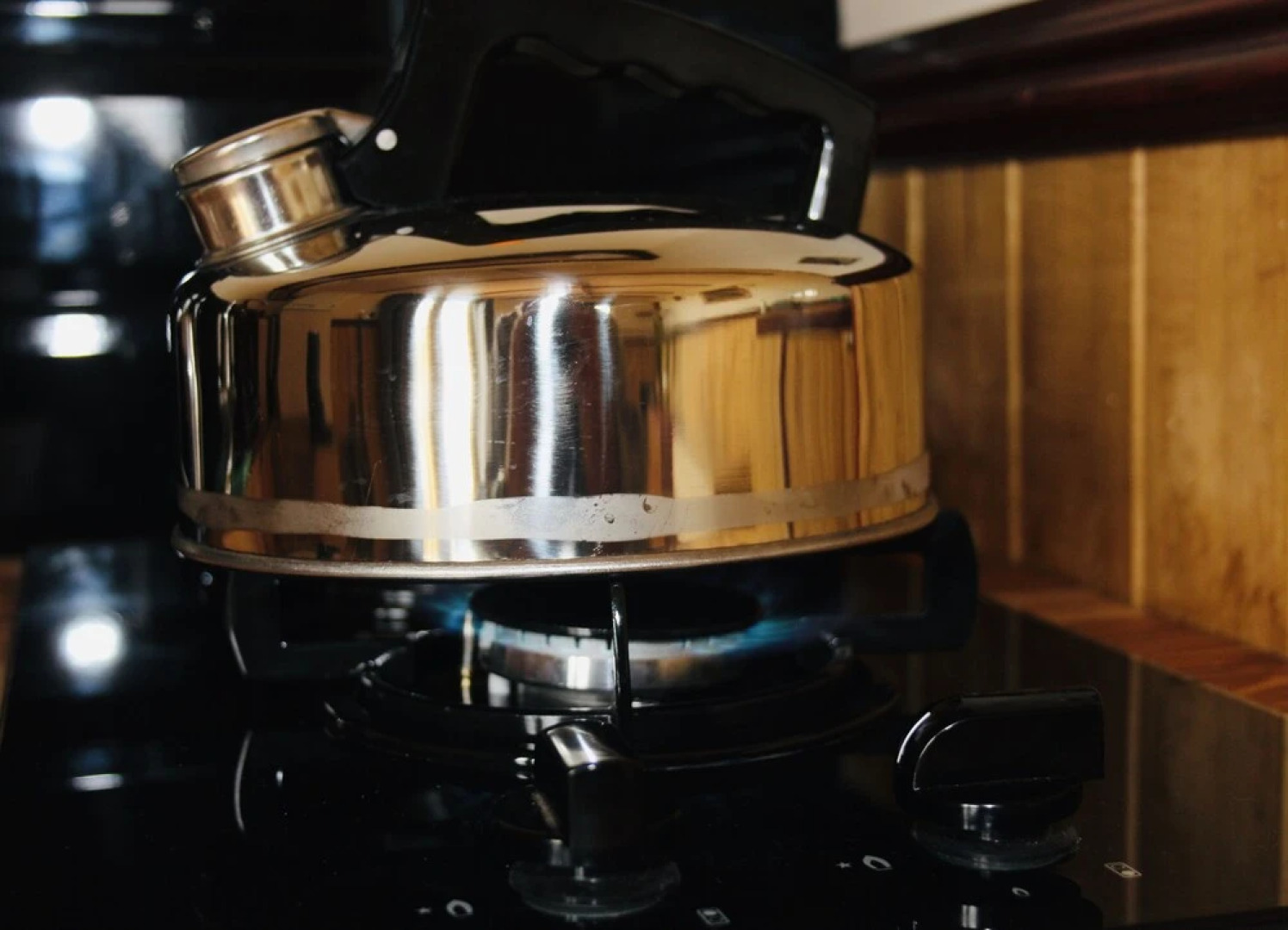 Easter Airfields off Grid Shepherds hut