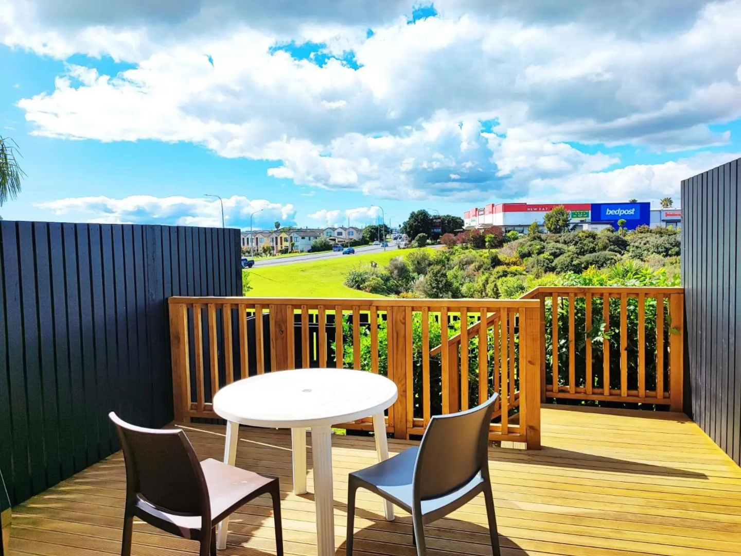 Stunning Townhouse - Walking to Botany Shopping Center