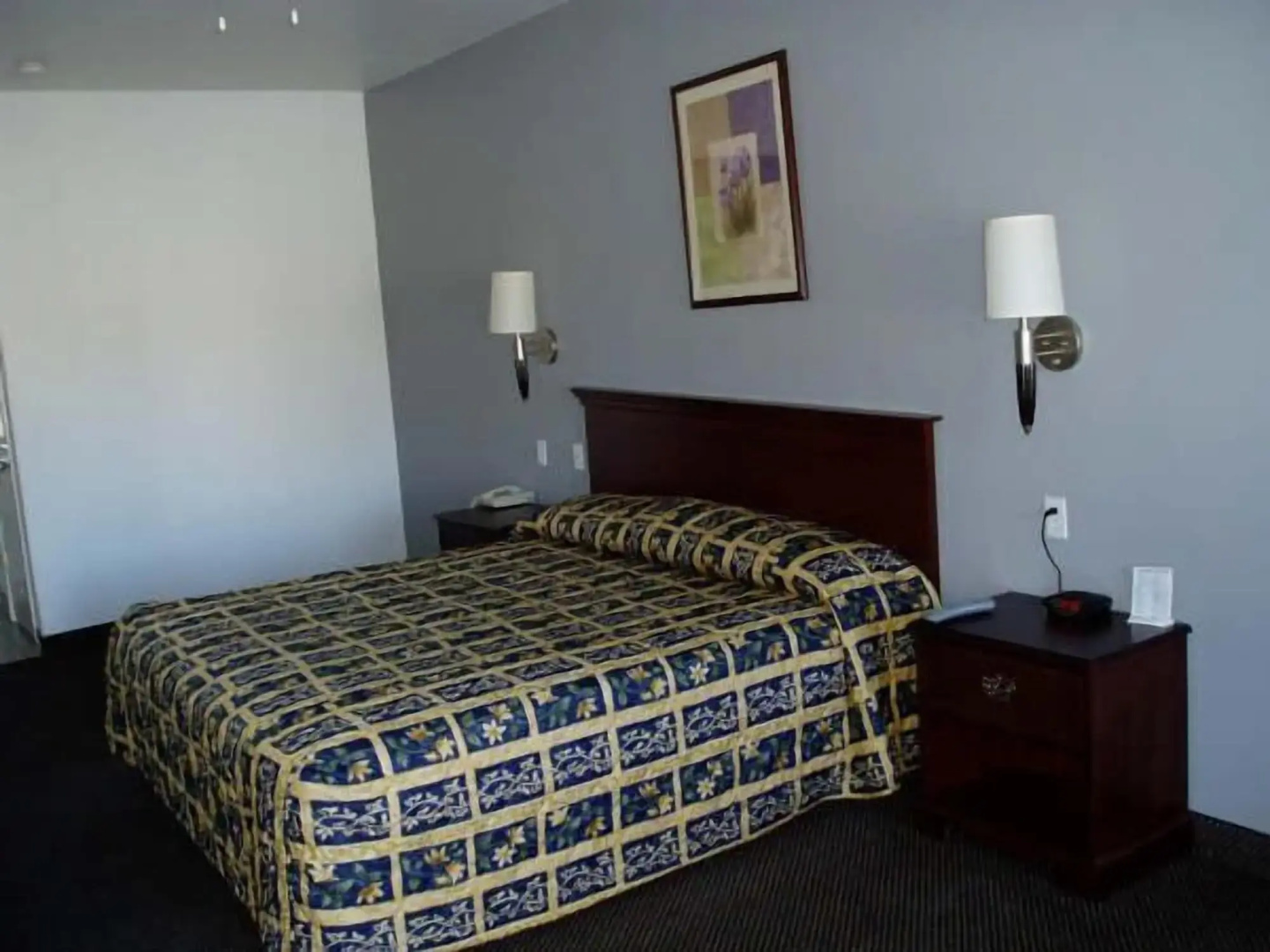 Texas Inn and Suites at La Joya