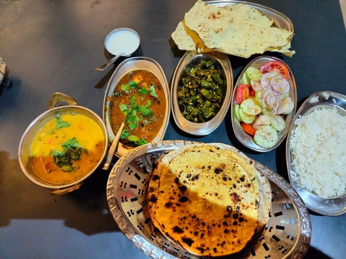 Rbs Hotel & Restaurant