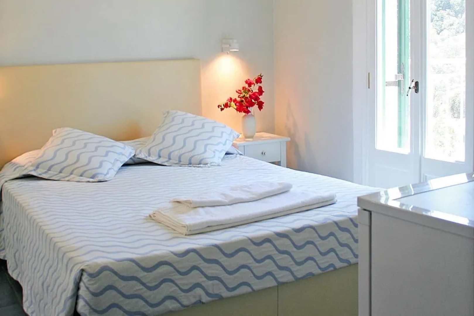 Zefiros Traditional Hotel