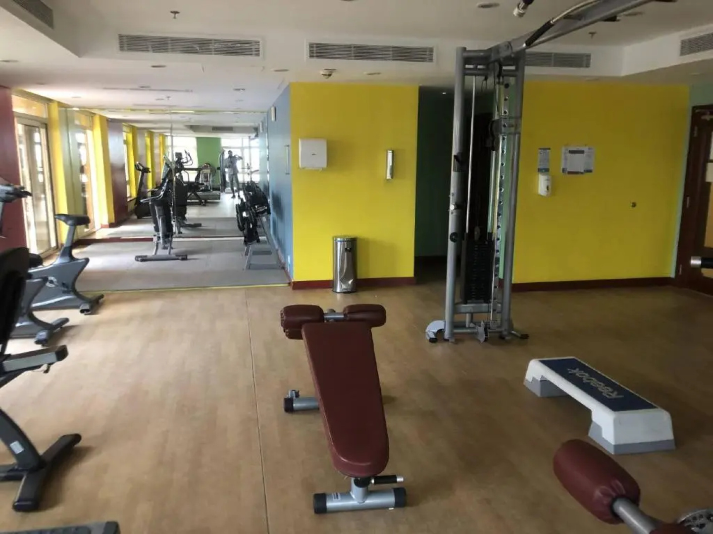 4 bedroom apt in king Abdullah economy city ابراج الشاطي