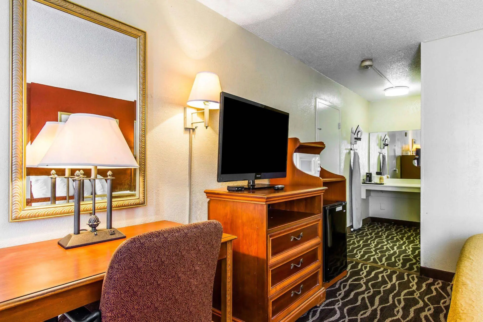Motel 6 Opelika, AL