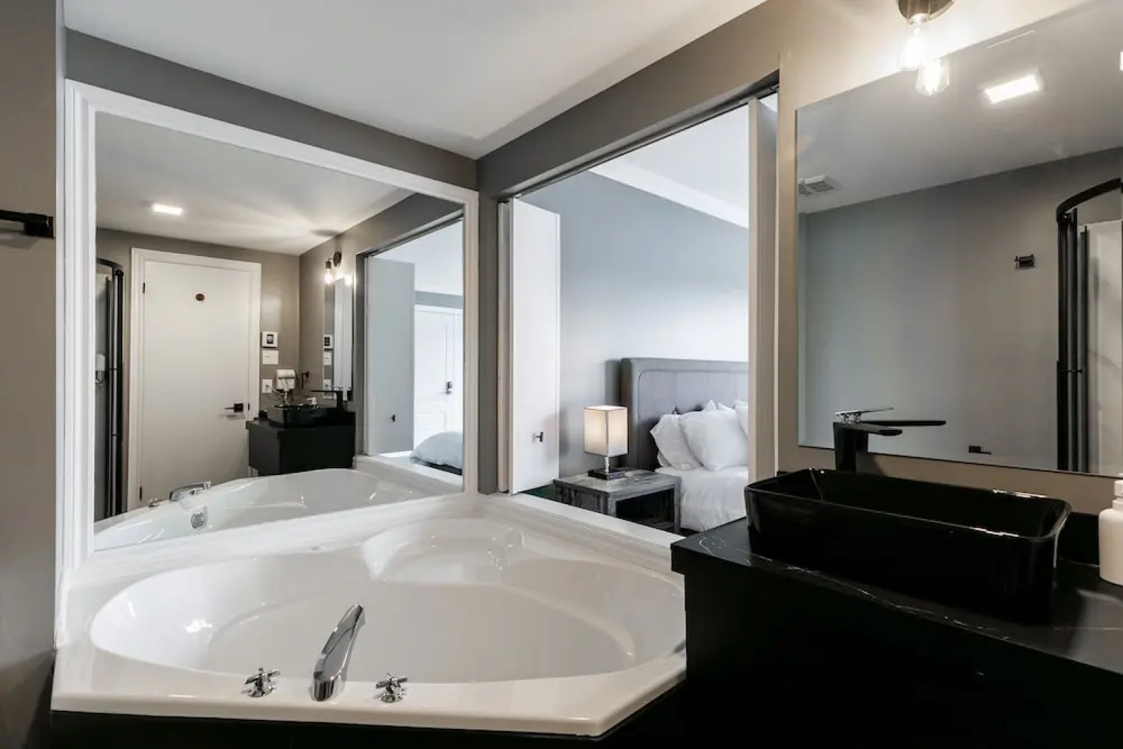 Les Lofts du Lac des Sables by KASANIA