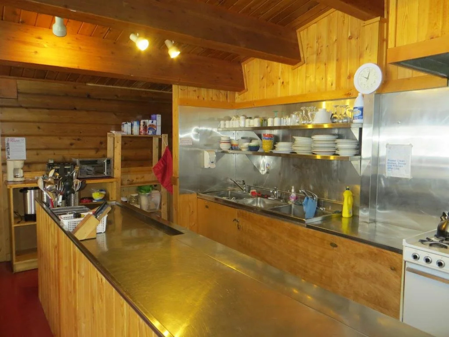 HI-Kananaskis Wilderness Hostel