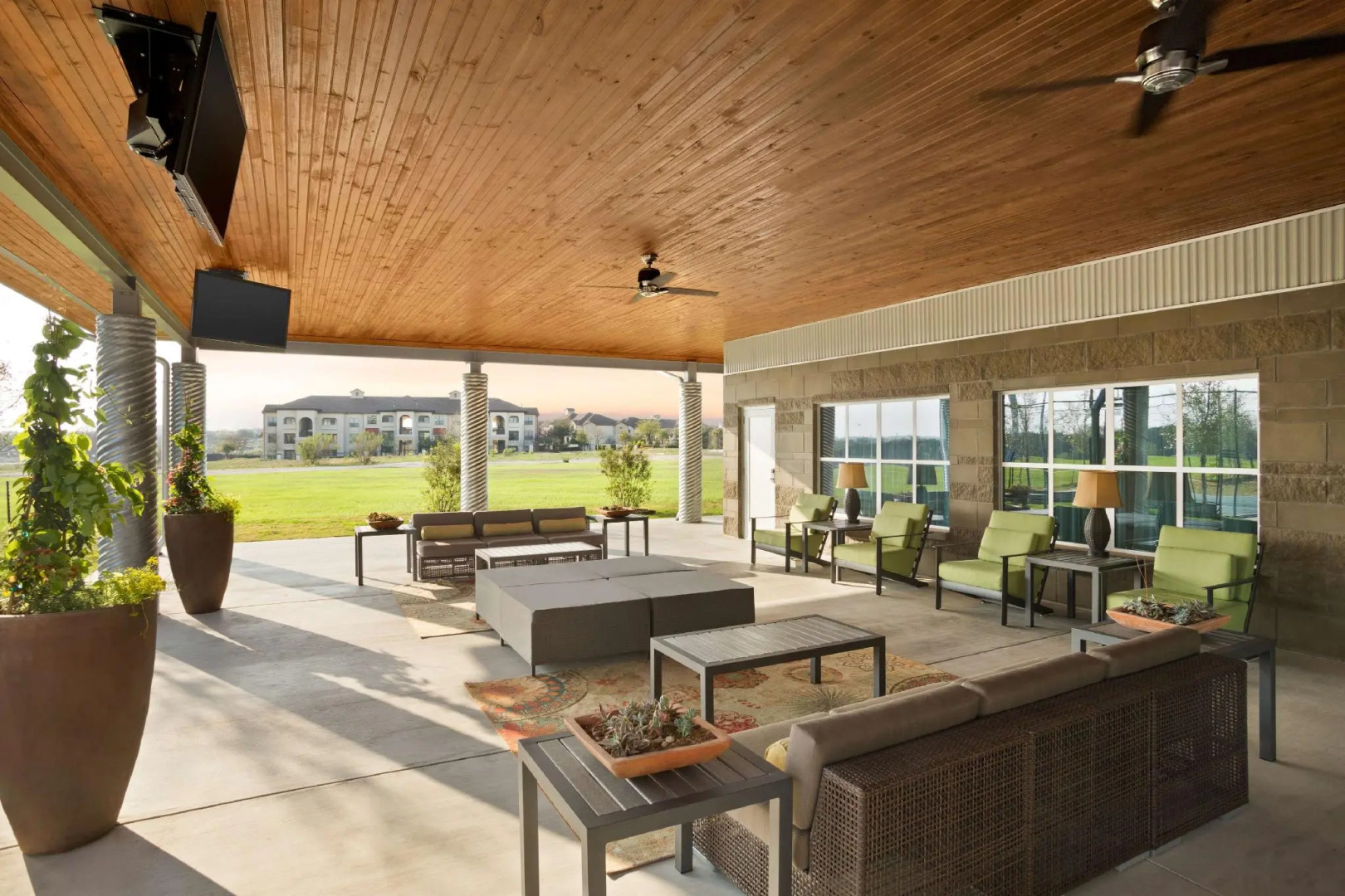 Homewood Suites by Hilton TechRidge Parmer @ I-35