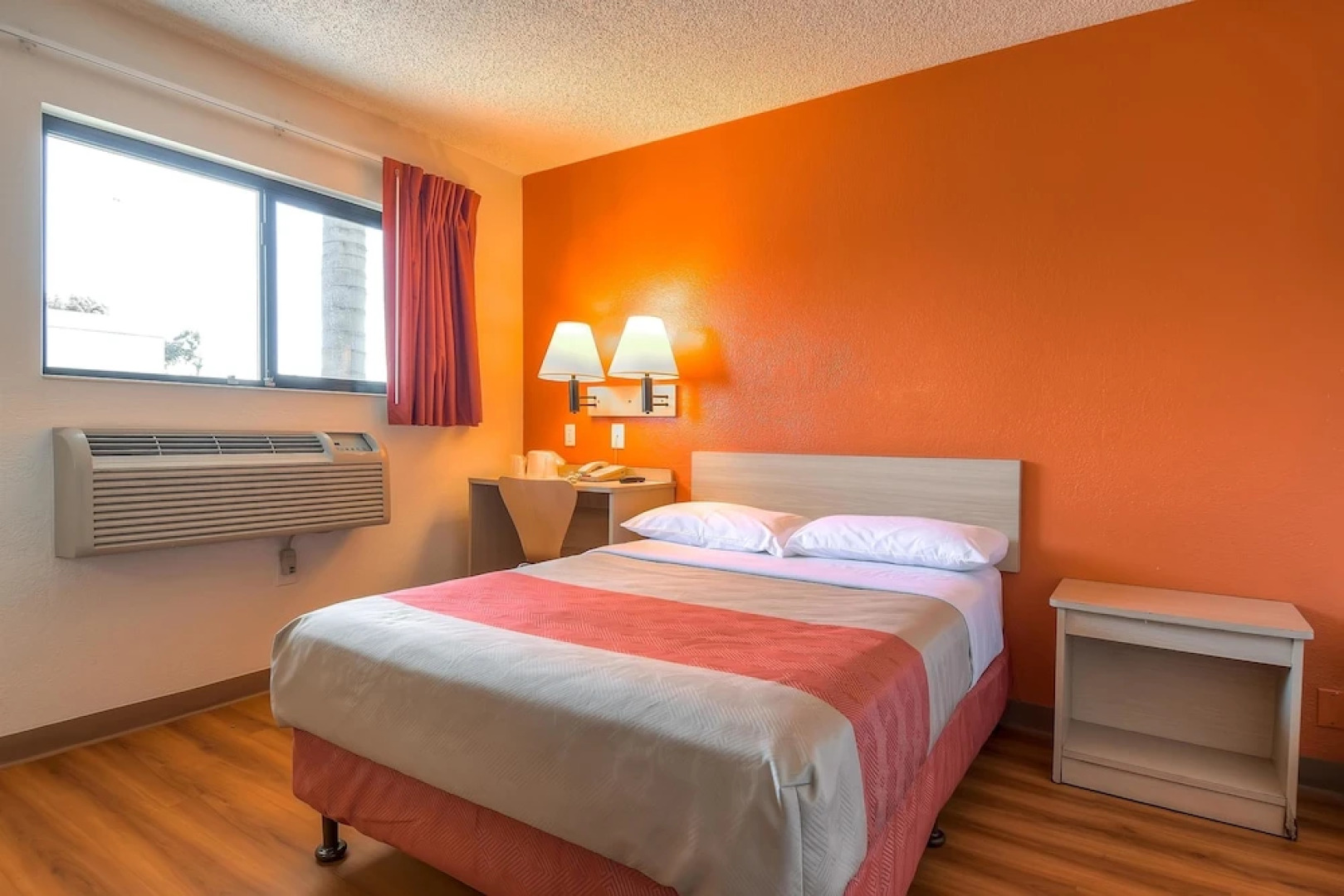 Motel 6 Los Angeles - Harbor City