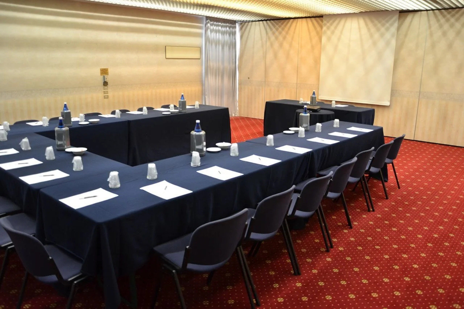 Отель Jr Hotels Gate 7 Bologna 