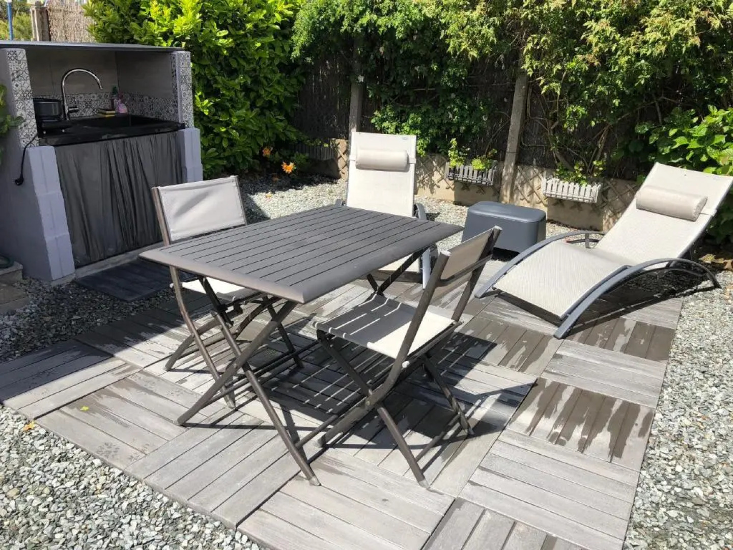 Suite à 800m de la plage