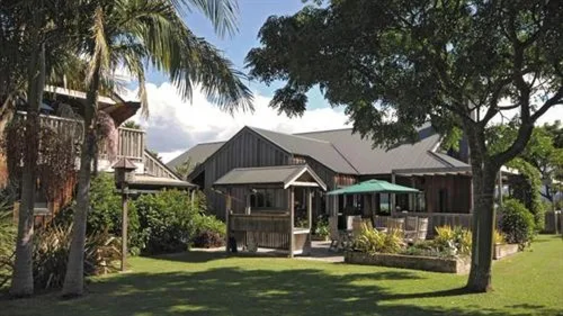 Pawhaoa Bay Lodge
