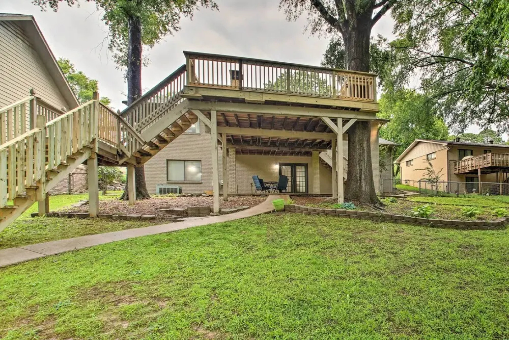 Waterfront Retreat w/ Boat Dock in Hot Springs!